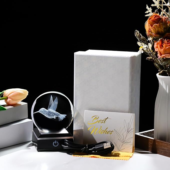 Qianwei 3D Crystal Ball Hummingbird Gift - 3.14'' 80mm Laser Decor Glass Animal Figurine Statue for Room Decorations With Night Light