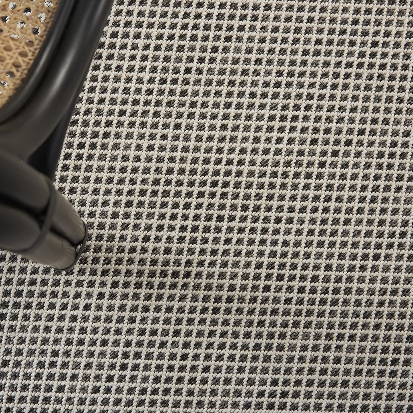 Nourison Home Courtyard 10' x 14' Ivory Charcoal Fabric Modern Area Rug (10' x 14')