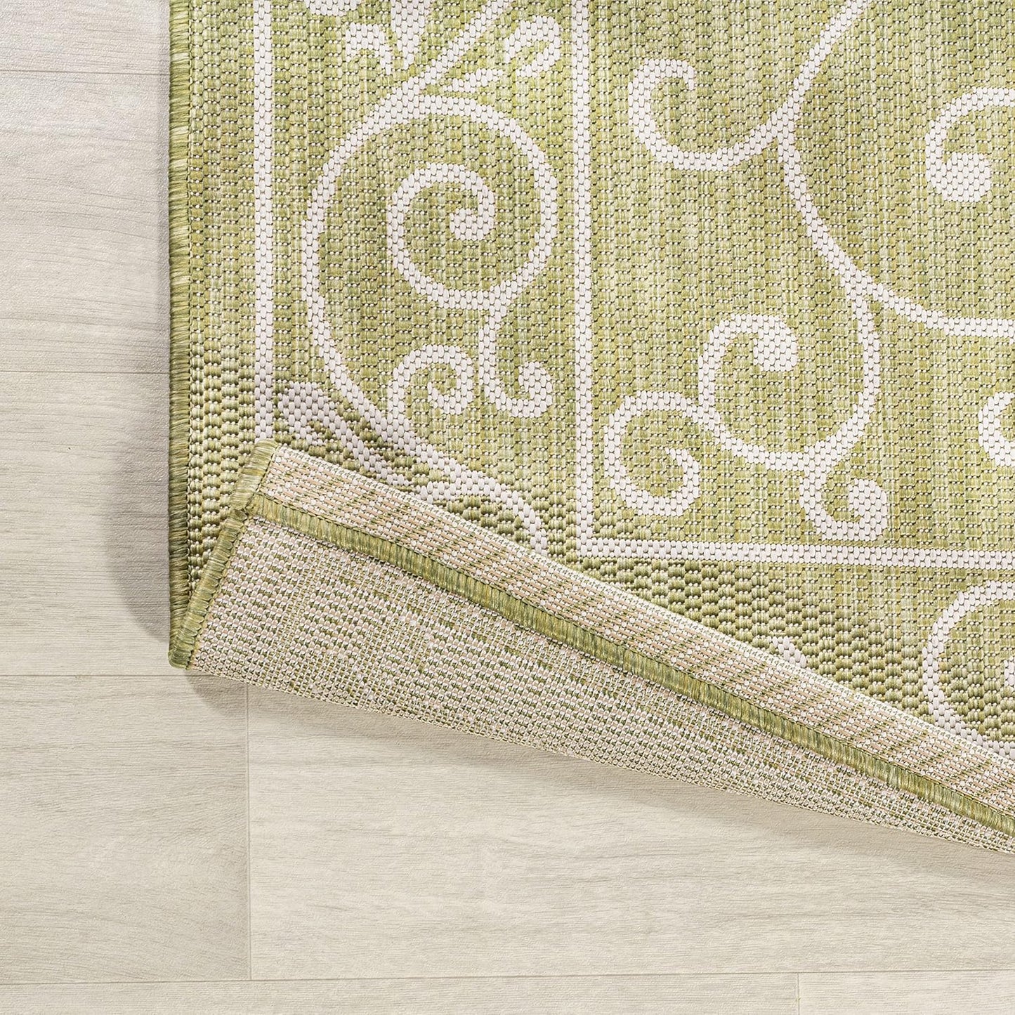 JONATHAN Y SMB106H-5R Charleston Vintage Filigree Textured Weave Indoor Outdoor Area Rug, Bohemian Coastal Traditional Easy-Cleaning,Bedroom,Kitchen,Backyard,Patio,Non Shedding, 5' Round, Green/Cream