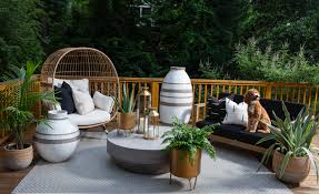 Garden Decor Essentials Every Home Needs: Simple Pieces That Elevate Any Outdoor Space