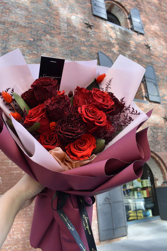 Wedding Proposal Flowers — Romantic & Meaningful Choices