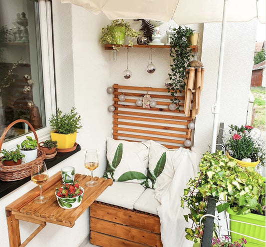 How Americans Keep Small Balconies Organized (Without Making Them Ugly)