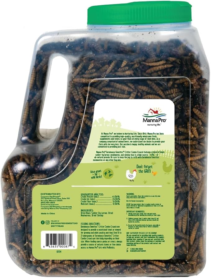 Manna Pro Farmhouse Favorites Critter Combo Crunch Bug Jug – Engaging Poultry Treat – Blend of Black Solider Fly Larvae, Mealworms & Shrimp – Great Source of Protein – Encourages Foraging – 25oz