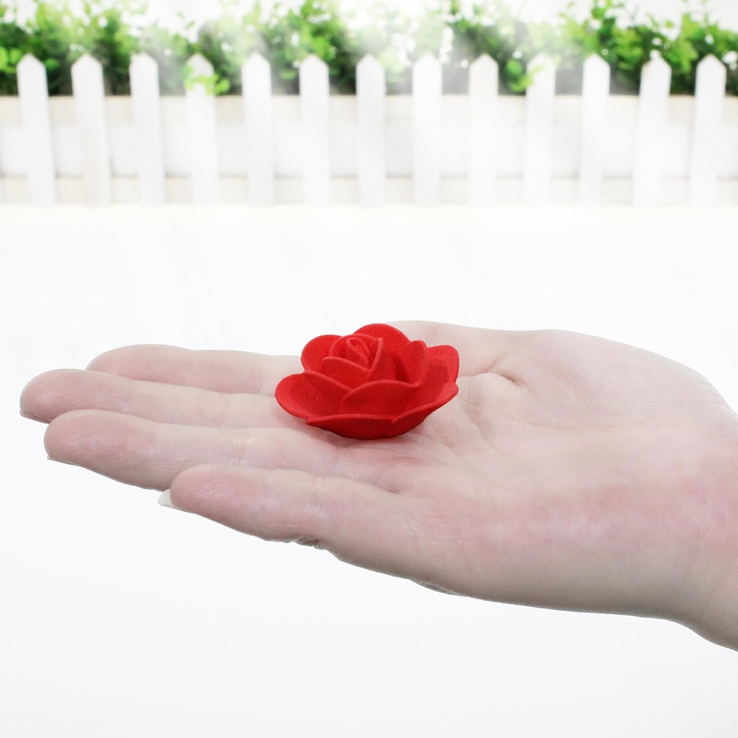 500 Pcs 1.4 Inch Mini Artificial Flowers Head Bulk 5 in 1 Set Faux Foam Fake Small Rose Tiny Baby Flores Bouquet Cake Gift Home Decoration DIY Craft (Coral Red)
