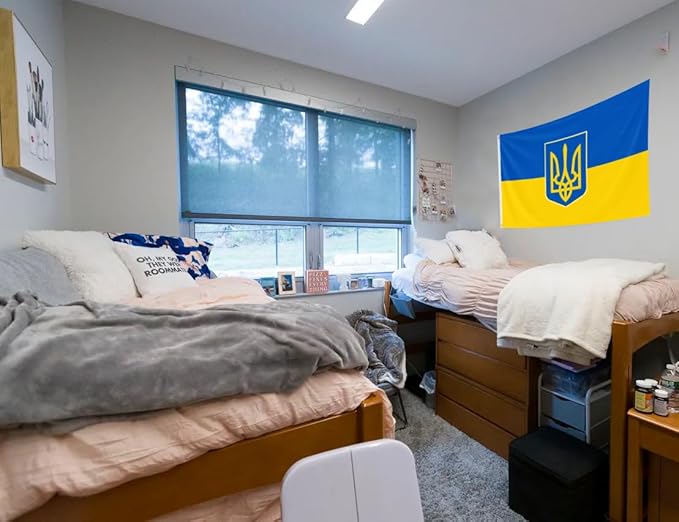 Ukraine Trident Flag 2x3FT Ukrainian Coat of Arms National Polyester Banner With 2 Grommets Fade Resistant Vivid Color For Patriotic Festival Events Party Decoration