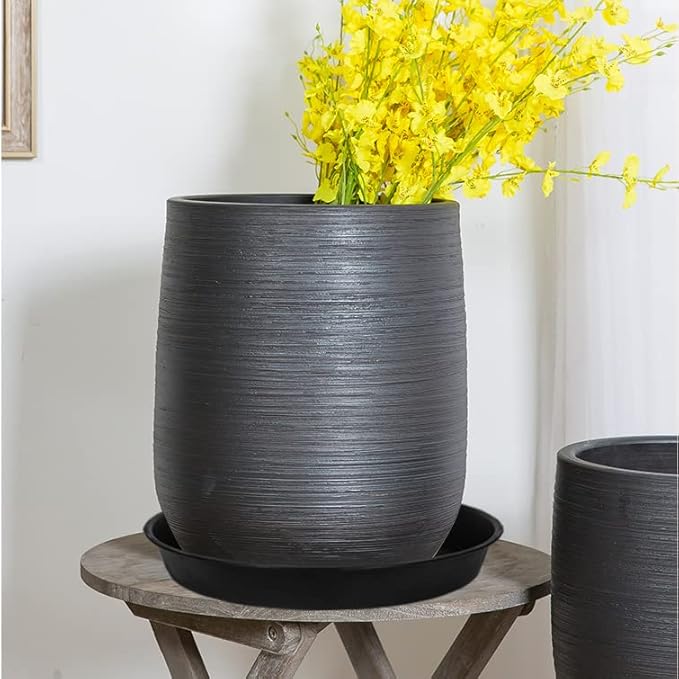 2 Pack of Plant Saucer Tray 17 inch, Heavy Duty Plastic Pot Plant Drip Trays Saucers for for Indoors Outdoor, Plant Water Tray for Planters 15-17" (17", Black)