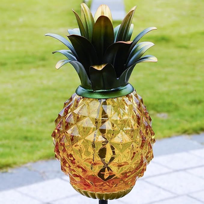Solar Outdoor Lights Waterproof Garden Solar Pineapple Stakes Lights Lantern Decor Gift Tropical, 2 Packs