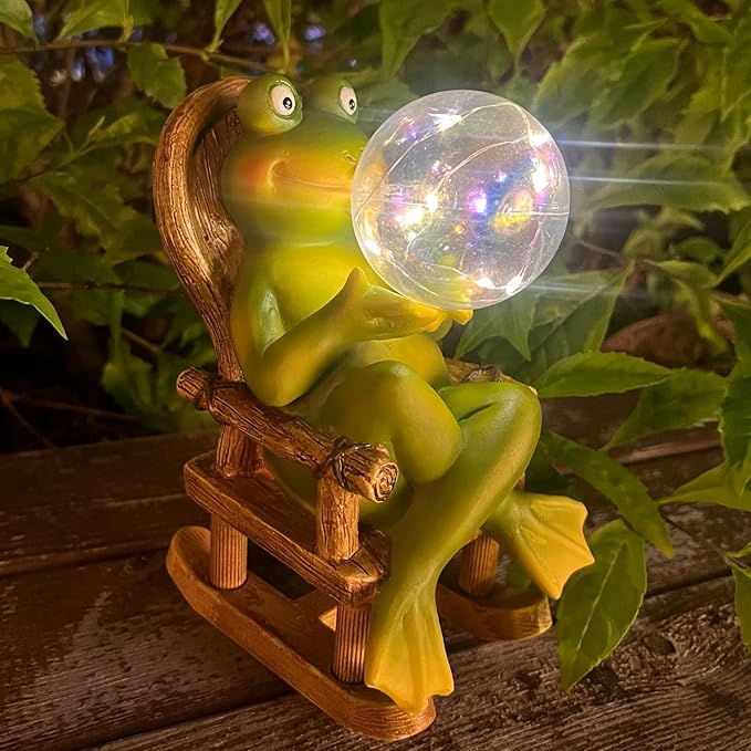Funoasis Garden Outdoor Frog with Solar Powered Lamp Unique Gifts for Mom Outside Decor for Lawn Balcony Home Ornaments