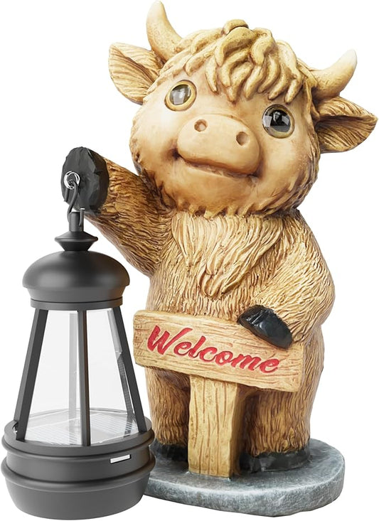 Highland Cow Statues with Solar Lights, Highland Cow Resin Figurine Lights, Highland Cow Ornaments for Patio, Balcony, Indoor Decoration and as Gifts