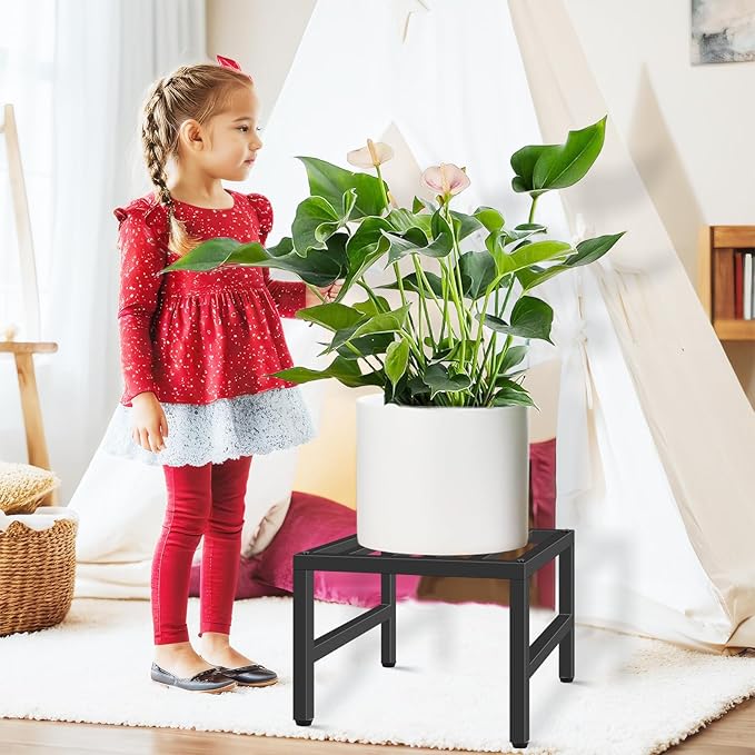 Plant Stand Indoor Outdoor, Heavy Duty Wrought Iron Pedestal Stands Metal Plant Stand for Indoor Outdoor, Sturdy Low Flower Stand Display Planter Shelf, 1pcs, Black