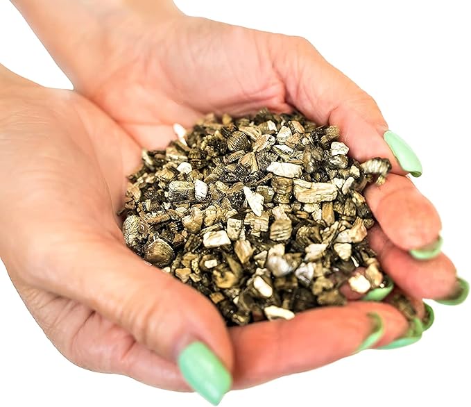 Horticultural Organic Vermiculite by GARDENERA - Medium Grade - Natural Soil Additive for Potted Plants, Orchids, Hydroponics, Terrariums (2 Quart)