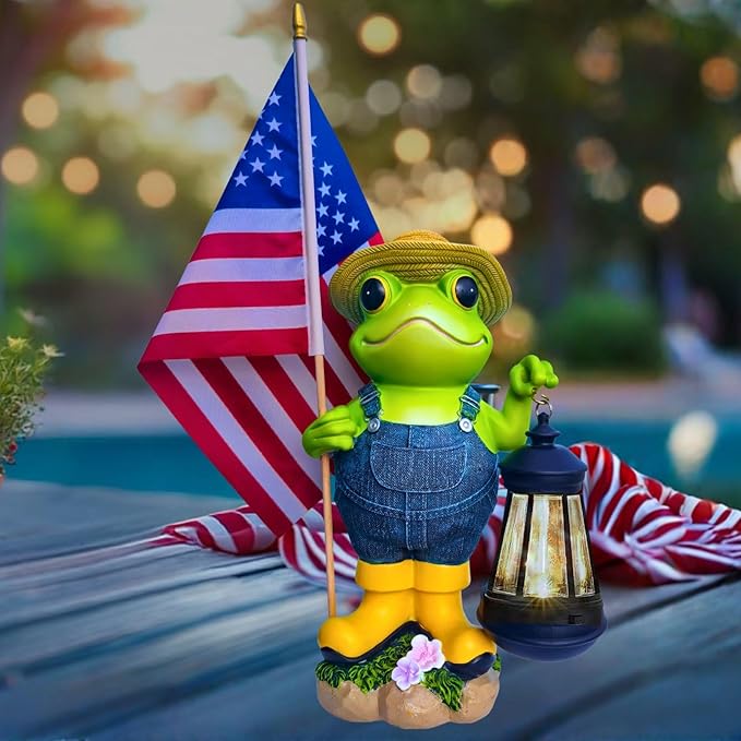 Garden Statues Frog with Solar Lantern, Outdoor Frog Figurine Decorations for Patio Yard Lawn Ornaments, Gifts for Mom/Grandma Birthday Housewarming