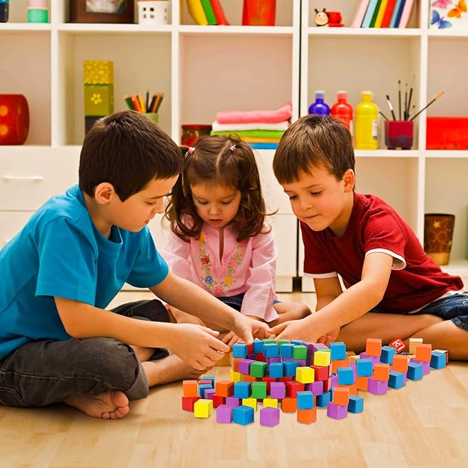 Wood Blocks, 200 Pack Counting Cubes Square Wood Craft Cube Blocks Wooden Blocks Building Blocks,Square Blank Puzzle Making and DIY Craft Cube Blocks,Early Math Manipulatives (Assorted Coloe)