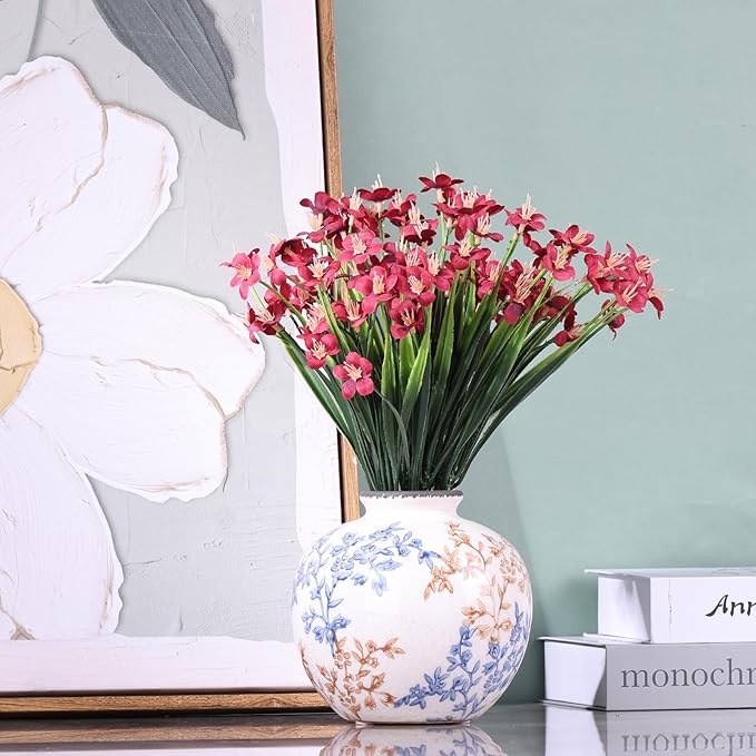 Blue-and-White Vintage Round vase, Chinese-Style Porcelain Blue vase, Suitable for Home Decor, Living Room Coffee Table, Office, Rustic Farmhouse Dining Table Centerpiece, and Tabletop Decoration.