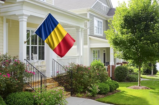 Romania Flag 4x6FT Romanian National Polyester Banner With 2 Grommets Fade Resistant Vivid Color For Patriotic Festival Events Party Decoration (Romania, 4x6FT)