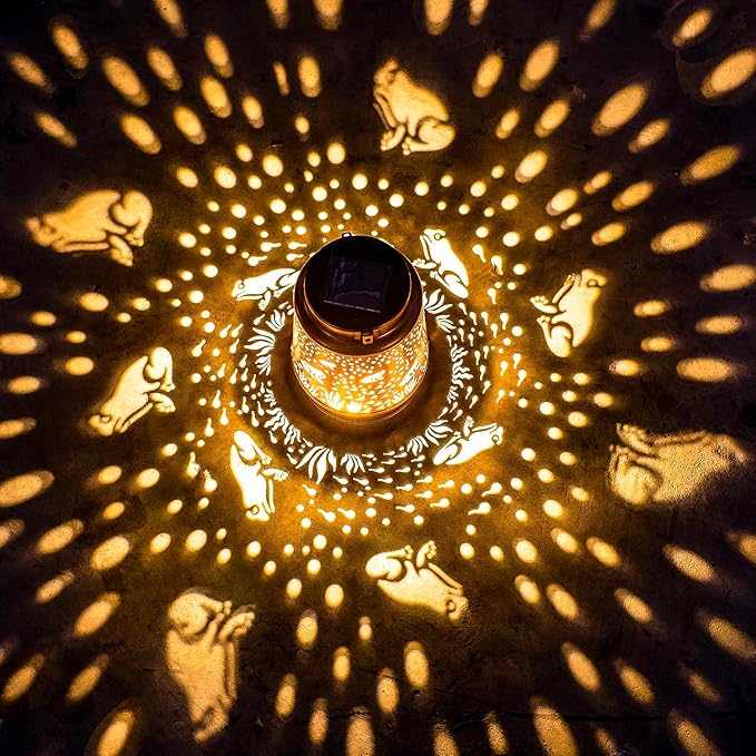 Frog Solar Lanterns Outdoor Waterproof Hanging Solar Lights Frog Gifts for Women Men Metal Decorative LED Frog Lanterns for Garden Decor,Yard,Patio,Lawn,Tabletop,Pathway,Landscape