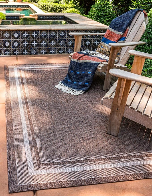 Unique Loom Outdoor Border Collection Area Rug - Soft Border (7' 1" x 10' Rectangle, Brown/ Ivory)