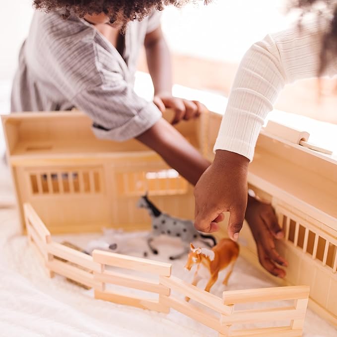 Melissa & Doug Fold and Go Wooden Horse Stable Dollhouse with Handle and Toy Horses (11 pcs)