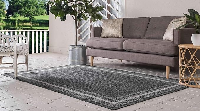 Unique Loom Outdoor Border Collection Area Rug - Soft Border (9' x 12' Rectangle, Black/ Ivory)