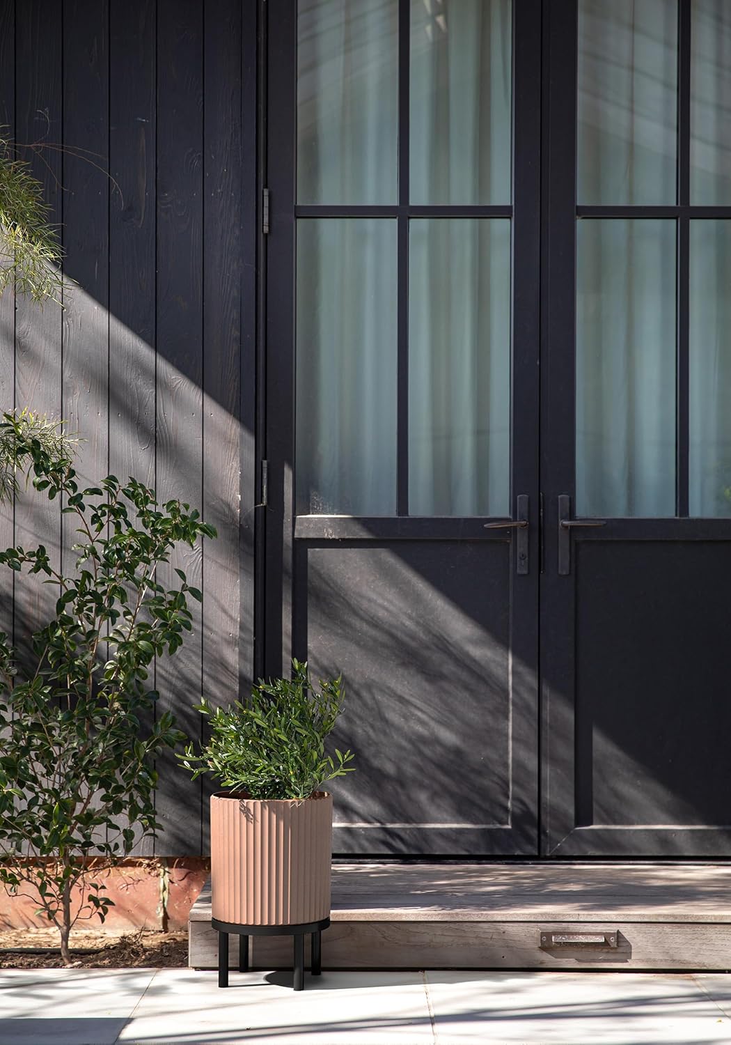 Veradek Demi Series Round Planter w/Stand for Porch/Patio | Durable Plastic-Stone Composite & Wooden Stand | Modern Décor for Tall Plants, Flowers