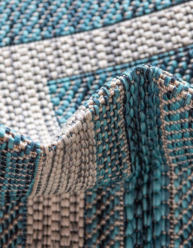 Unique Loom Outdoor Border Collection Area Rug - Soft Border (7' 10" x 10' Oval, Teal/ Ivory)