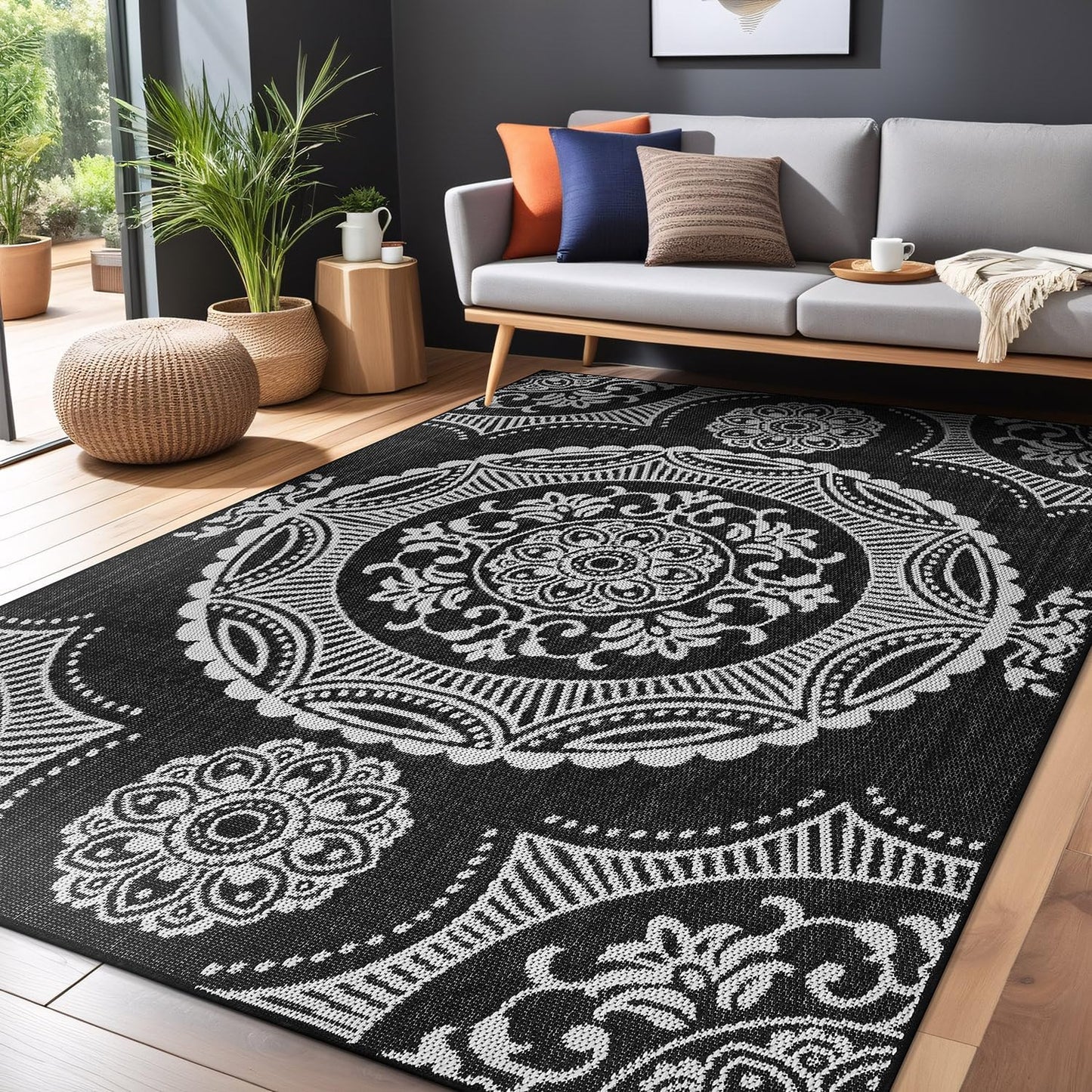 Medallion Outdoor Rug 5x7 Washable Outside Carpet for Indoor Patio Porch Waterproof Easy Cleaning Non Shedding Area Rugs Black 5 x 7