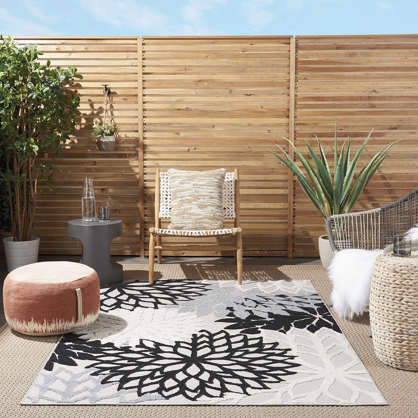 Nourison Aloha Indoor/Outdoor Black White 3'6" x 5'6" Area Rug, Tropical, Botanical, Easy Cleaning, Non Shedding, Bed Room, Living Room, Dining Room, Deck, Backyard, Patio (3x5)