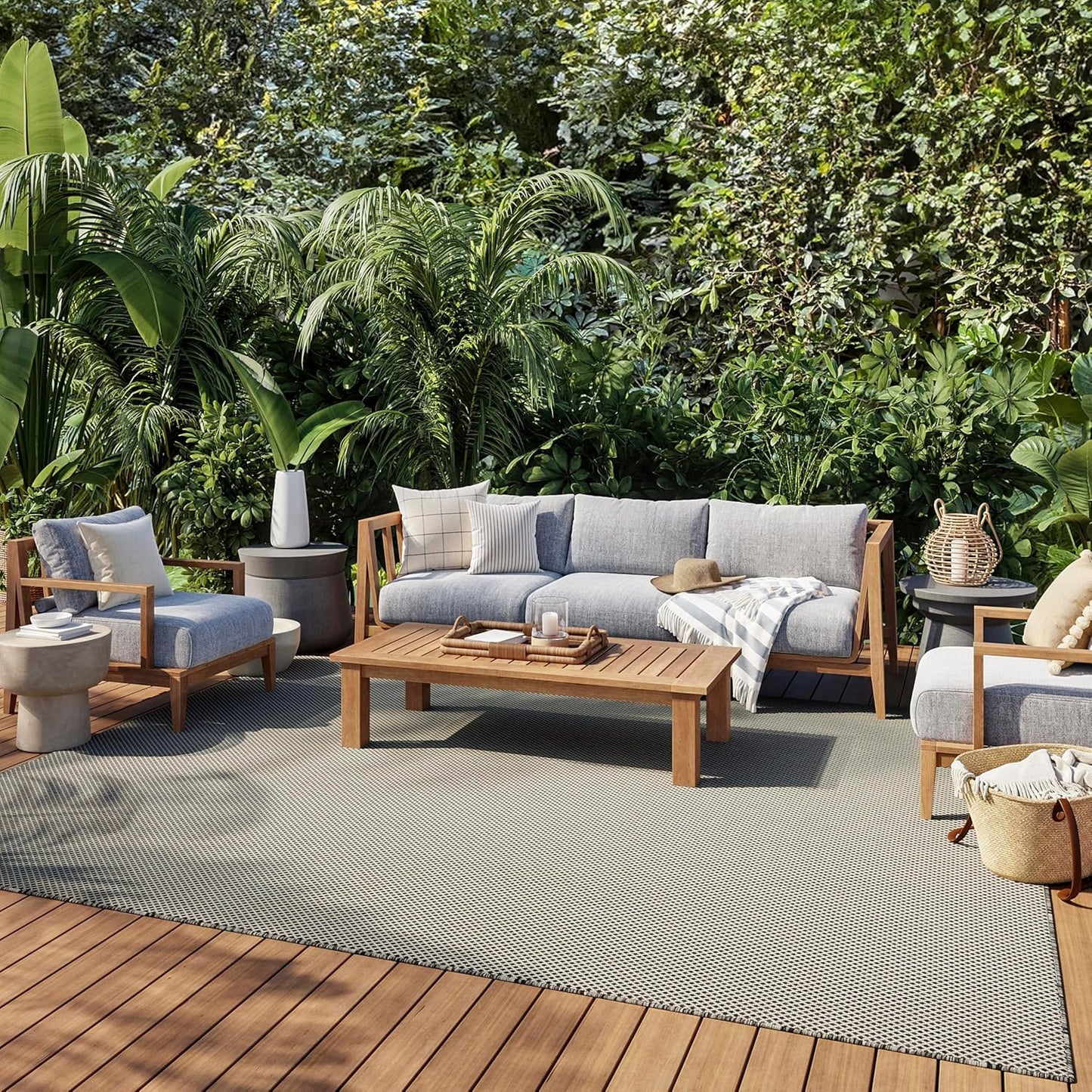 Nourison Home Courtyard 96" x 120" Fabric Indoor/Outdoor Rug in Ivory Charcoal